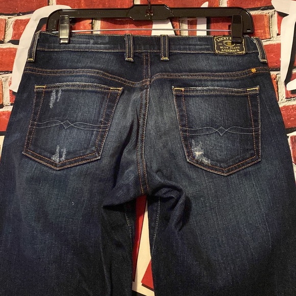 LUCKY BRAND EASY RISER BOOTLEG RELAX FIT MIDRISE DARK DENIM DISTRESSED SZ 27/30 - Picture 4 of 7